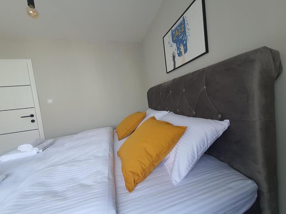 Ferienwohnung Jazz Stan Na Dan Brčko Exterior foto